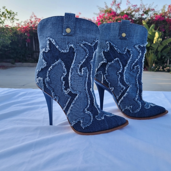 Jimmy Choo boots - Picture 10 of 13